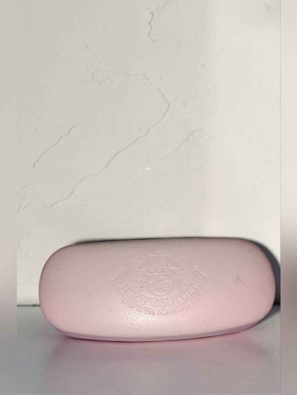 Juicy Couture Vintage Y2K Pink Hard Clamshell Case Shades of Couture Inside EUC